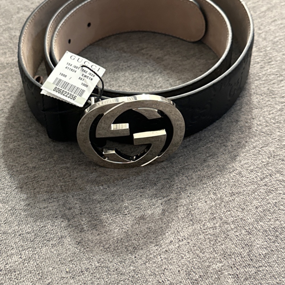 Gucci Signature Leather Belt - Picture 2 of 5